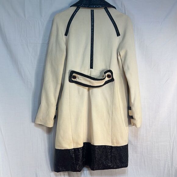 Rare Vintage Tory Burch overcoat - Picture 6 of 15